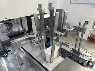 Card feeding unit