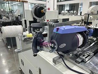 Cord feeding unit